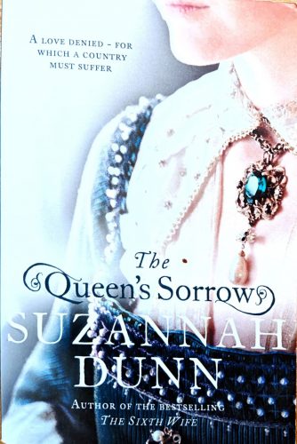 Suzannah Dunn: The Queen